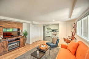 Cozy Seattle Apt with Patio Walk to Lake Washington